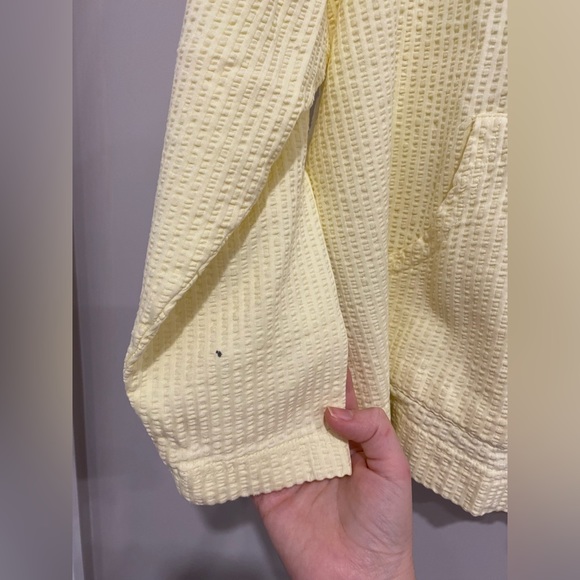 •2/$30• Vintage L.L. Bean Soft Butter Yellow Lightweight Button-Up Hoodie Jacket - Picture 5 of 7